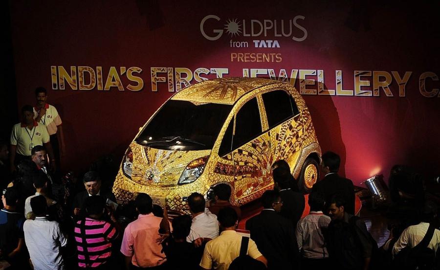  Tata Nano Gold Plus 2011 года  (фото 20 из 26)